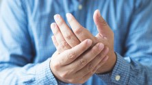 Common Symptoms and Treatments for Rheumatoid Arthritis
